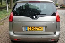 Peugeot 5008 - 1.6 THP GT 5p. navi-head up-panoramadak enz