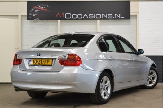 BMW 3-serie - 316i Business Line SPORTSTOELEN + NAVI + XENON - 1