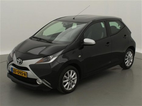 Toyota Aygo - 1.0 VVT-i x-play airco / cruise / camera / zwart-metallic / 41 dkm - 1