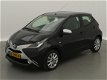 Toyota Aygo - 1.0 VVT-i x-play airco / cruise / camera / zwart-metallic / 41 dkm - 1 - Thumbnail