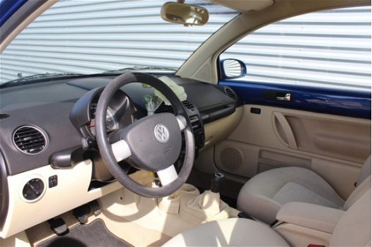 Volkswagen New Beetle - 1.4-16V Trendline | Dealeronderhouden | 1e eigenaar | Nieuwstaat | Airco | - 1