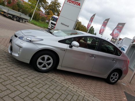 Toyota Prius - 1.8 Plug-In Hybrid Dynamic Business - 1