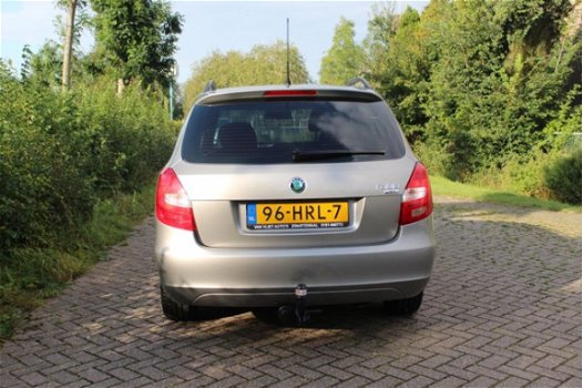 Skoda Fabia Combi - 1.4-16V Ambiente - 1