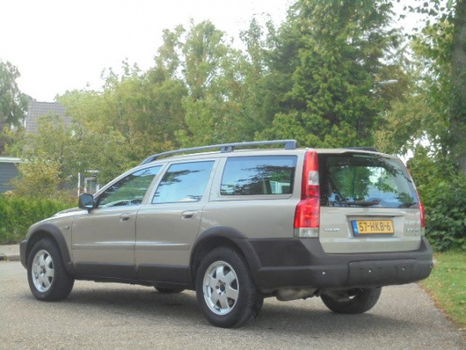 Volvo V70 Cross Country - 2.4 T Prestige Line * Airco * Leder * Automaat * KOOPJE - 1