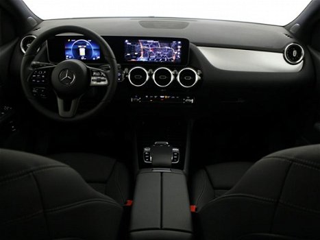 Mercedes-Benz B-klasse - 180 Private Lease Edition | U rijdt al een B-Klasse Private Lease Edition v - 1