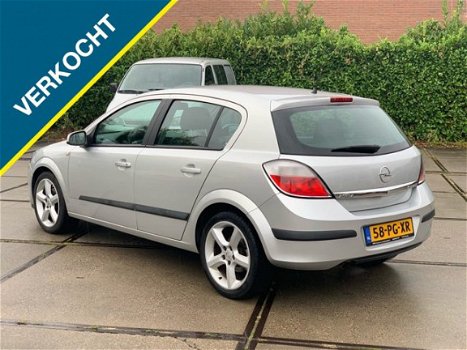 Opel Astra - 1.6 Sport/Airco/Nieuwe DistributieRiem/CruiseC - 1