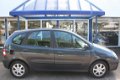 Renault Scénic - 2.0-16V Expression Sport - 1 - Thumbnail