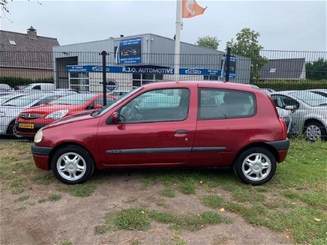 Renault Clio - 1.2 RN apk/lmv - 1