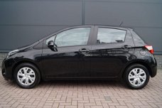 Toyota Yaris - 1.0 VVT-i Energy l Navigatie l Safety Sense