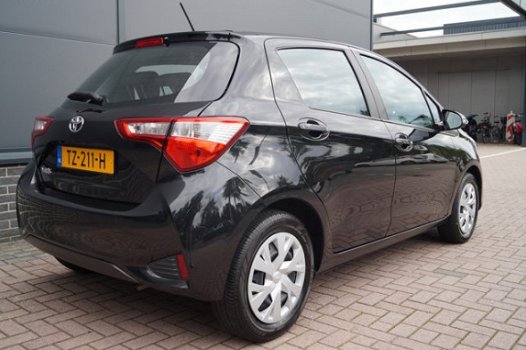 Toyota Yaris - 1.0 VVT-i Energy l Navigatie l Safety Sense - 1