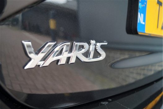 Toyota Yaris - 1.0 VVT-i Energy l Navigatie l Safety Sense - 1