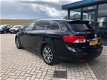 Toyota Avensis Wagon - 1.6 VVTi Business | panoramadak | Winter Sale Voordeel - 1 - Thumbnail