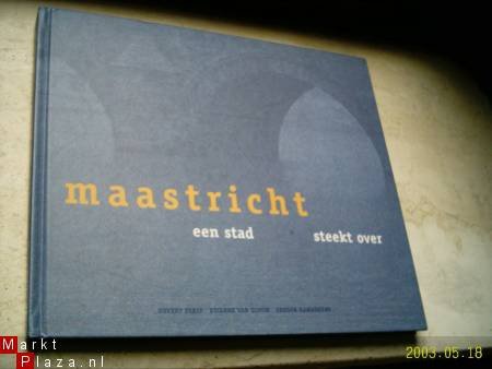 Maastricht een stad steekt over. - 1