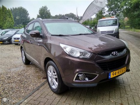 Hyundai ix35 - 2.0i Aut.6 B.Edition Navi CameraPDC Clima APK21 - 1