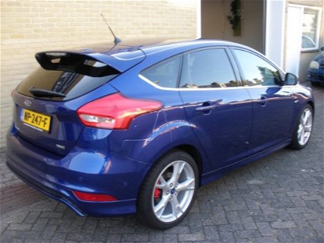 Ford Focus - 1.0 125pk ST-Line Sync 3 Navi/camera/pdc (Org.NL) - 1