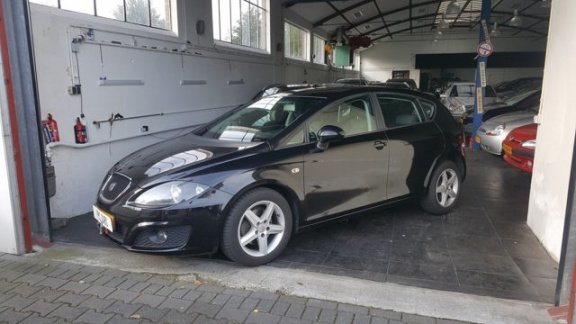 Seat Leon - 1.4 TSI Reference Dealer onderhouden NAP Mooiste van Nederland - 1