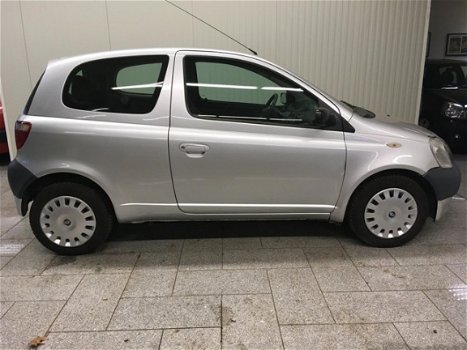 Toyota Yaris - 1.0-16V VVT-i Luna 3drs NIEUWE APK 2DE EIGENAAR - 1