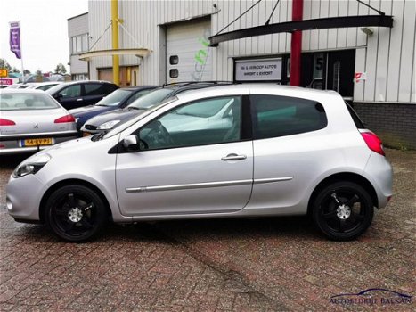 Renault Clio - 1.2 16V 75 Sélection Business - 1