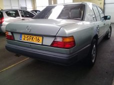 Mercedes-Benz 300-serie - 200-500 (W124) 300 E