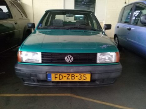 Volkswagen Polo - 1.3 Fox - 1