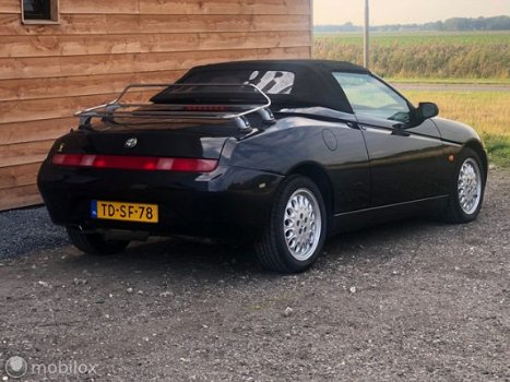 Alfa Romeo Spider - 2.0-16V T.Spark - 1