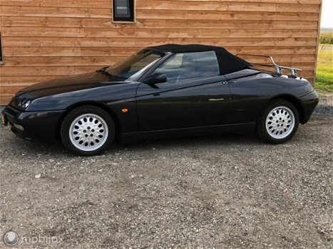 Alfa Romeo Spider - 2.0-16V T.Spark - 1