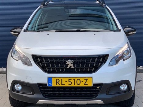 Peugeot 2008 - 1.2 110pk GT-LINE 17