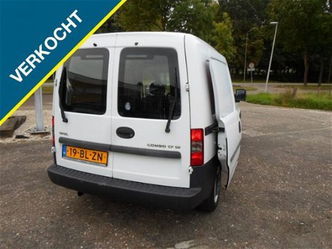 Opel Combo - 1.7 DI Comfort nieuwstaat auto apk juli 2020 - 1