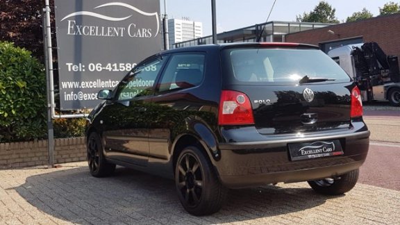 Volkswagen Polo - 1.2 Airco/Electr.Ramen+Spiegels/Nw.APK/115dkm - 1