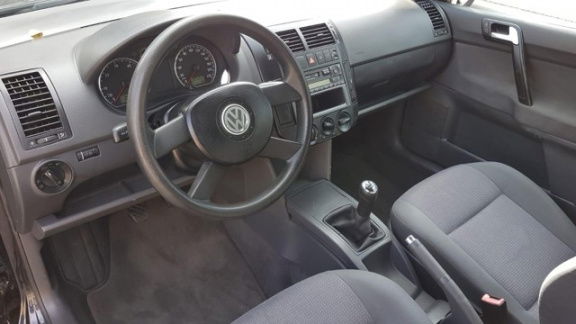 Volkswagen Polo - 1.4-16V Highline Airco/Electr.Ramen/Nw.APK/ - 1