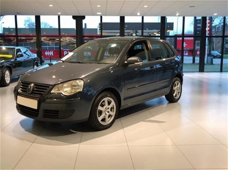 Volkswagen Polo - 1.2-12V Trendline - 1