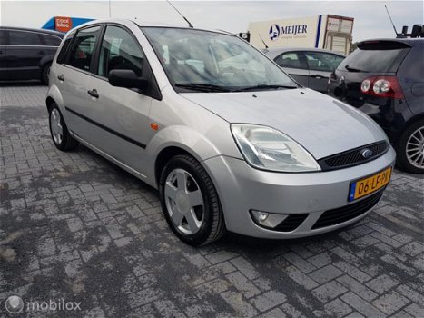 Ford Fiesta - 1.4-16V Ambiente - 1