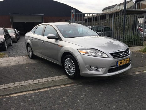 Ford Mondeo - 2.3-16V Trend / automaat - 1