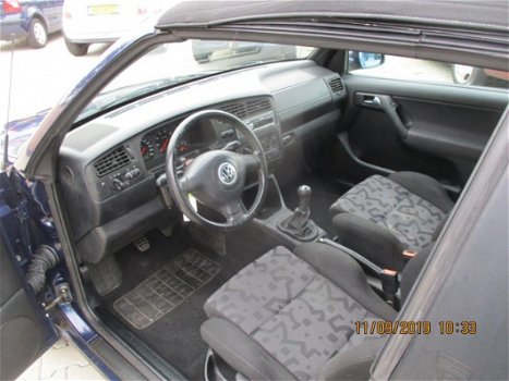 Volkswagen Golf Cabriolet - 1.8 Trendline - 1