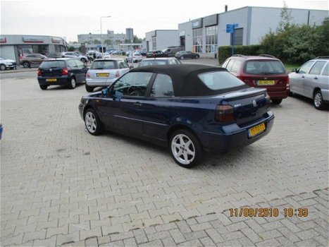 Volkswagen Golf Cabriolet - 1.8 Trendline - 1