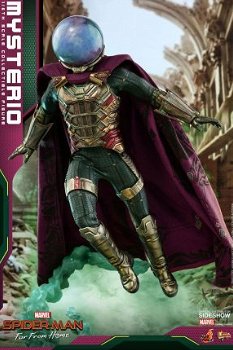 Hot Toys Spider-Man Far From Home Mysterio MMS556 - 3