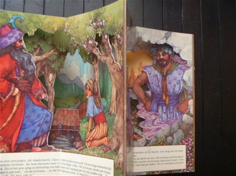 Aladin en de wonderlamp - Carrousel Boeken - 1979 - Pop-up - 2