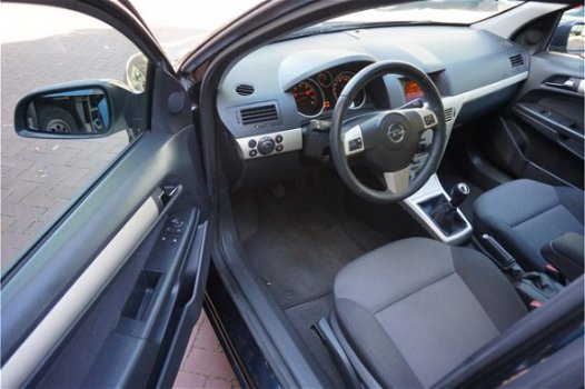 Opel Astra Wagon - 1.8 Essentia 143.385 km nap 1e eigenaar - 1
