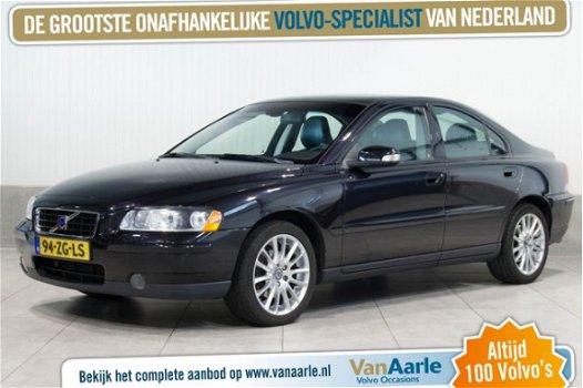 Volvo S60 - 2.4 Benz. Aut. Navigatie Leder Trekhaak 140pk - 1