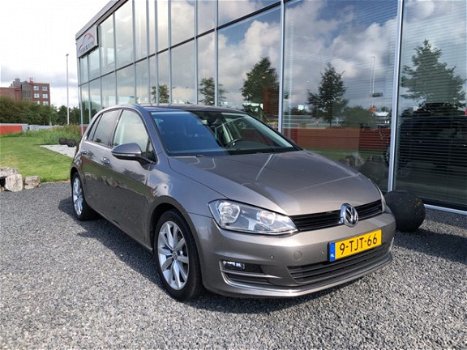 Volkswagen Golf - 1.2 TSI Highline NL auto Navi Climate Controle Massage Stoel - 1