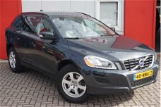 Volvo XC60 - 2.0 D3 FWD Kinetic Automaat | Leder | Xenon | Trekhaak |