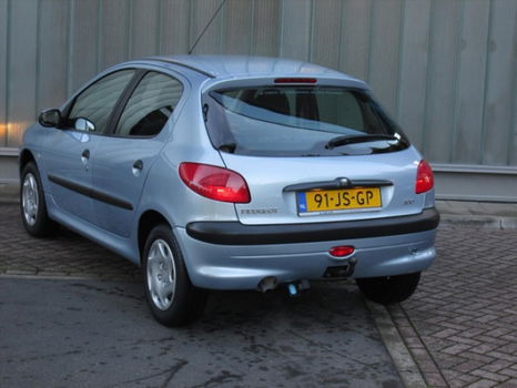 Peugeot 206 - 1.4 5D Gentry Airco Trekhaak - 1