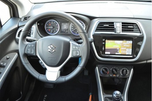 Suzuki S-Cross - 1.0 BoosterJet Comfort/Navi/Cruise/18Inch - 1