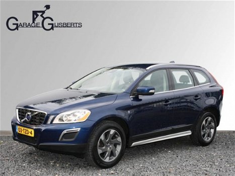 Volvo XC60 - 2.0 D3 FWD Ocean Race | Airco | Navigatie | Leder | Parkeerhulp voor + achter | Trekhaa - 1