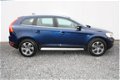 Volvo XC60 - 2.0 D3 FWD Ocean Race | Airco | Navigatie | Leder | Parkeerhulp voor + achter | Trekhaa - 1 - Thumbnail