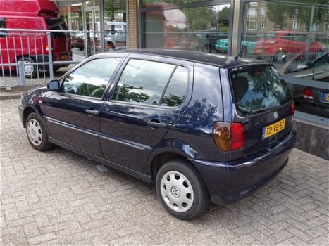 Volkswagen Polo - 1.6 - 1