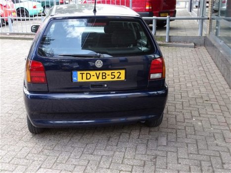 Volkswagen Polo - 1.6 - 1