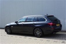 BMW 5-serie Touring - 518d Last Minute Edition '14, ZEER COMPLETE EN KEURIG NETTE AUTO