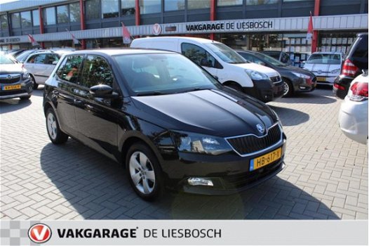 Skoda Fabia - 1.2 TSI Edition pdc, cruise c, stoelverw , mf stuur, donker glas, - 1