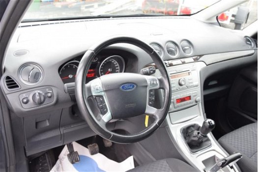 Ford Galaxy - 2.0 - 16V Ghia 2007 Airco 7 persoons - 1